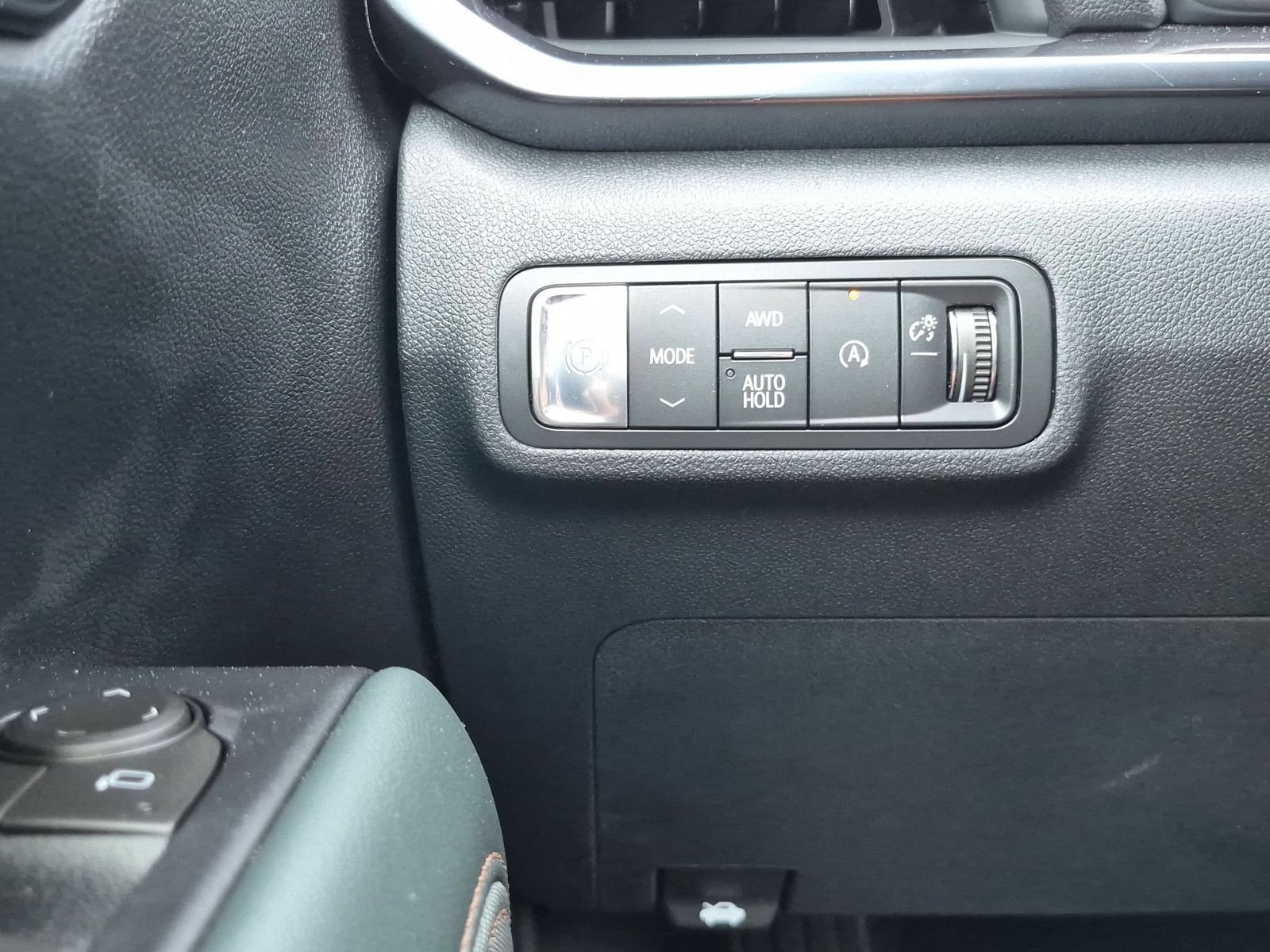 New 2026 GMC Terrain AT4 w/ Convenience Package III AWD/4WD image 16