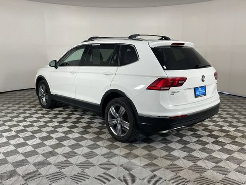 Used 2021 Volkswagen Tiguan SEL w/ 3rd Row Seat Package AWD/4WD image 24