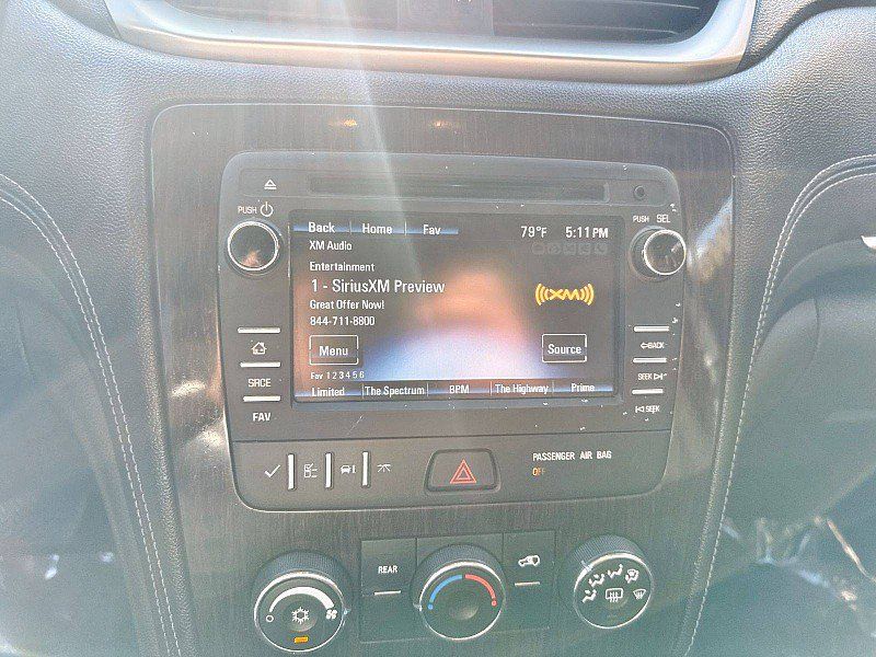 Used 2017 Chevrolet Traverse LT FWD image 13