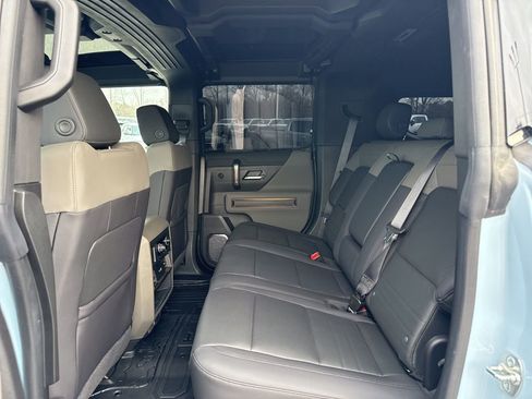 Used 2025 GMC Hummer EV 2X AWD/4WD image 12