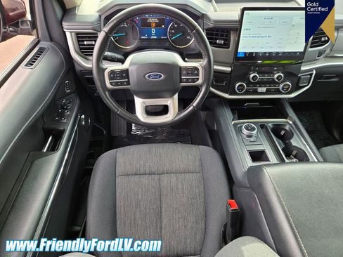 Certified 2024 Ford Expedition Max XLT image 10