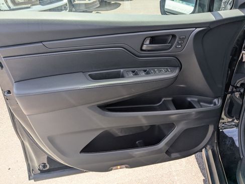 Used 2025 Honda Odyssey EX-L image 15
