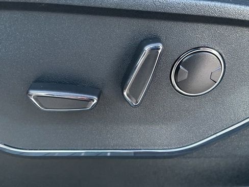 Used 2023 Ford F150 Lariat w/ Equipment Group 502A High image 24