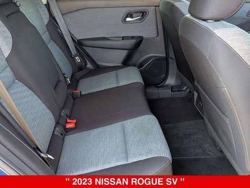 Used 2023 Nissan Rogue SV AWD/4WD image 34
