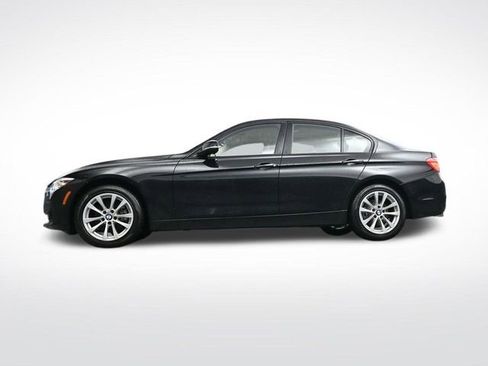 Used 2018 BMW 320i Sedan image 36