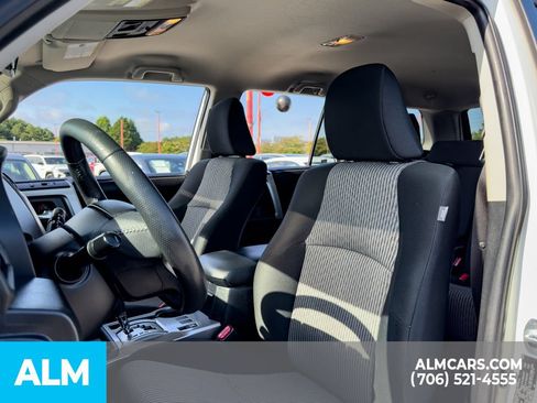 Used 2023 Toyota 4Runner SR5 AWD/4WD image 11