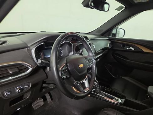 Used 2021 Chevrolet TrailBlazer ACTIV w/ Sun and Liftgate Package AWD/4WD image 17