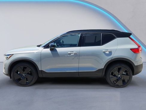 New 2026 Volvo XC40 B5 Ultra w/ Climate Package AWD/4WD image 6