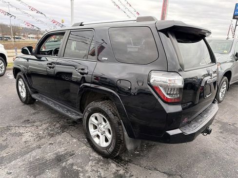 Used 2021 Toyota 4Runner SR5 Premium image 5