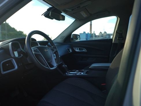 Used 2016 Chevrolet Equinox LT AWD/4WD image 11