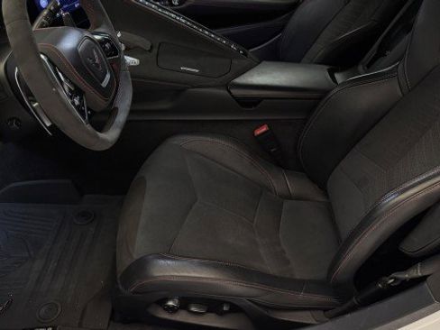 Used 2023 Chevrolet Corvette Stingray Premium Cpe w/ Z51 Performance Package image 14
