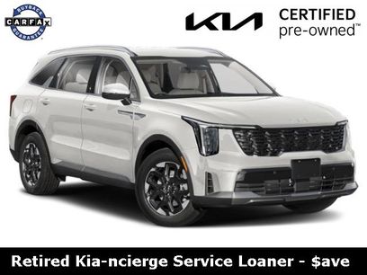 Certified 2025 Kia Sorento S w/ Panoramic Sunroof Package
