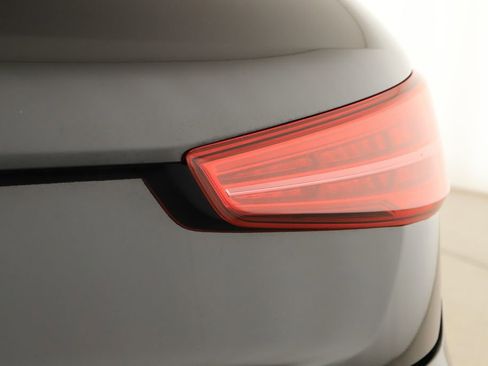 Used 2018 Audi Q3 2.0T Premium w/ Convenience Package image 30