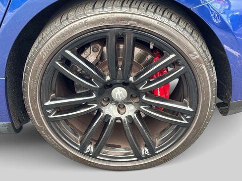 Used 2017 Maserati Ghibli S Q4 AWD/4WD image 19