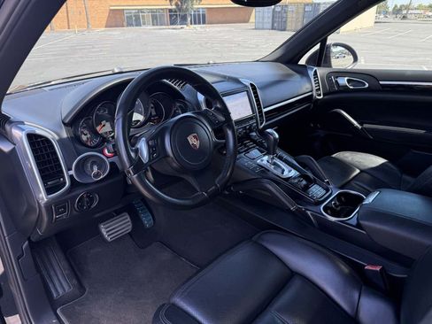 Used 2011 Porsche Cayenne S AWD/4WD image 14