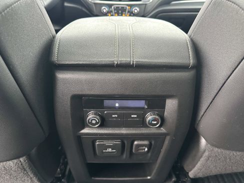 Certified 2023 Chevrolet Traverse LT w/ LT Premium Package image 17