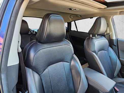 Used 2024 Subaru Crosstrek 2.5i Limited image 23