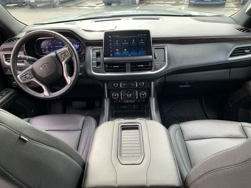 Used 2024 Chevrolet Tahoe Z71 w/ Luxury Package image 18