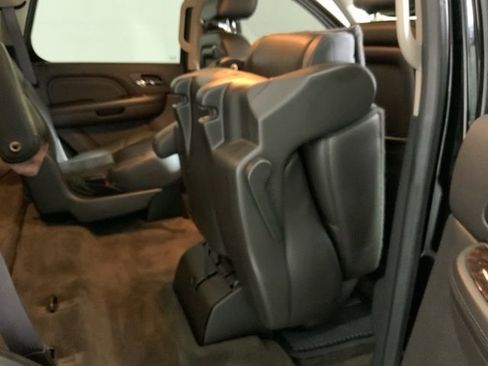 Used 2013 GMC Yukon Denali AWD/4WD image 28