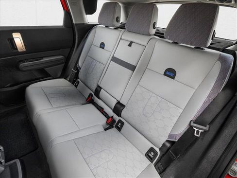 New 2026 MINI Cooper Countryman SE image 9