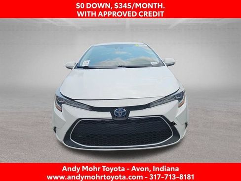 Used 2021 Toyota Corolla LE FWD image 3
