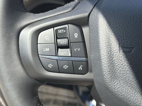 New 2025 Ford Ranger XLT w/ Technology Package AWD/4WD image 18
