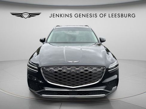 Used 2026 Genesis GV70 2.5T Select image 12