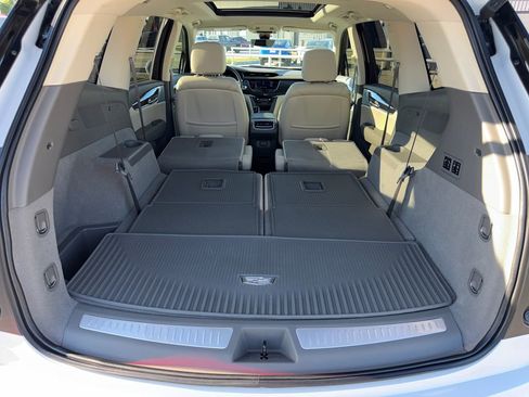 Certified 2020 Cadillac XT6 Premium Luxury image 36