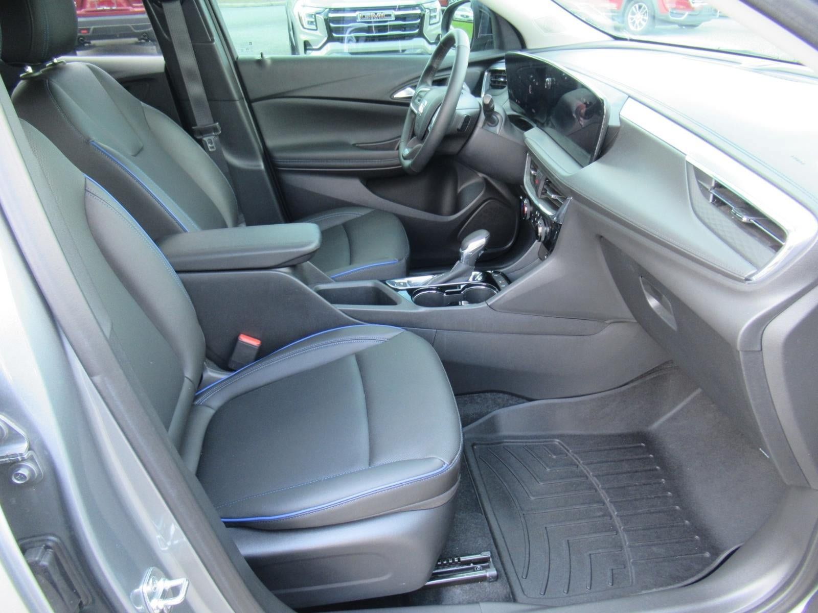 Used 2026 Buick Encore GX Sport Touring w/ Comfort Package FWD image 10