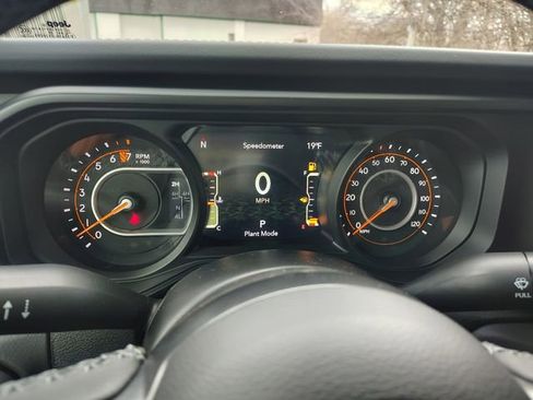 New 2026 Jeep Gladiator Mojave image 18