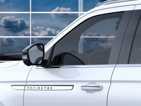 New 2026 Lincoln Navigator L Reserve AWD/4WD image 20
