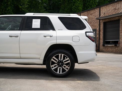 Used 2019 Toyota 4Runner Limited AWD/4WD image 5