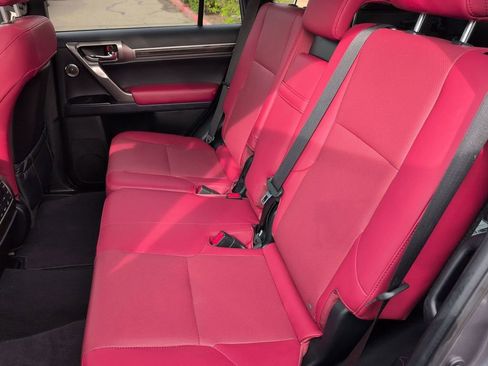 Used 2023 Lexus GX 460 Premium image 24