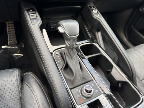 Used 2023 Kia Telluride SX Prestige X-Pro AWD/4WD image 18