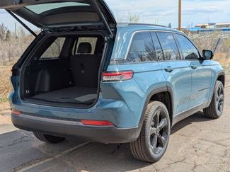 New 2026 Jeep Grand Cherokee Limited w/ Limited Altitude Package video 2