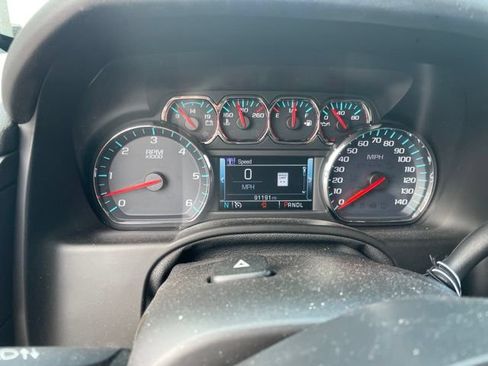 Used 2019 GMC Yukon XL SLT w/ Open Road Package AWD/4WD image 6