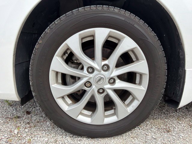 Used 2019 Nissan Sentra SV FWD image 7