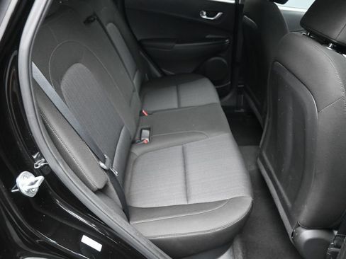 Certified 2022 Hyundai Kona SEL w/ Convenience Package FWD image 24