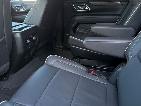 Certified 2024 Chevrolet Suburban Premier image 13