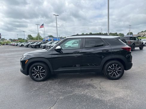 Used 2021 Chevrolet TrailBlazer ACTIV w/ Sun and Liftgate Package FWD image 6