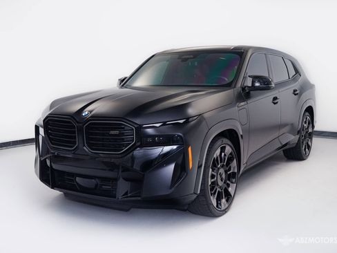 Used 2023 BMW XM AWD/4WD image 2