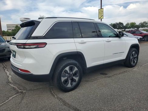 Certified 2022 Jeep Grand Cherokee Limited 4xe AWD/4WD image 8