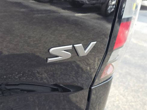 Used 2022 Nissan Frontier SV image 9