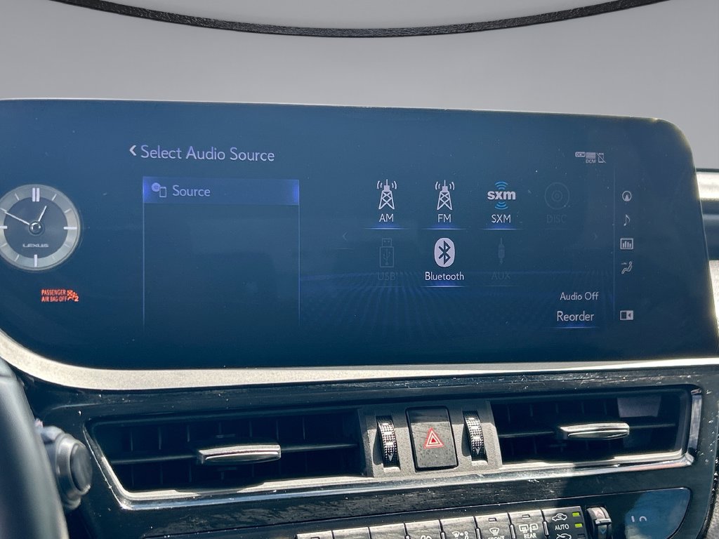 Used 2022 Lexus ES 350 Ultra Luxury w/ Accessory Package 2 FWD image 25