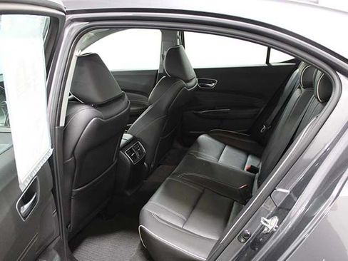 Used 2019 Acura TLX w/ Technology Package FWD image 15