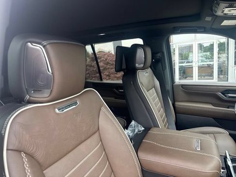 New 2026 GMC Yukon Denali Ultimate AWD/4WD image 41