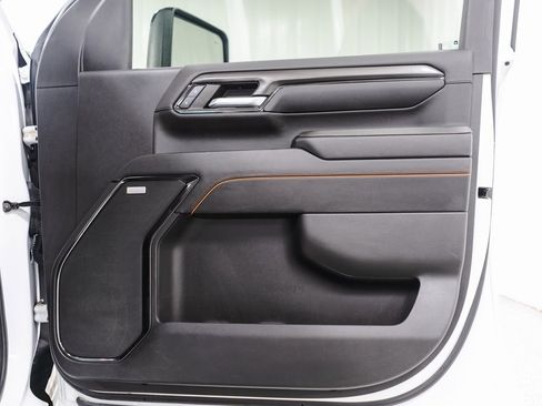 Used 2024 GMC Sierra 3500 AT4 w/ AT4 Premium Plus Package image 35