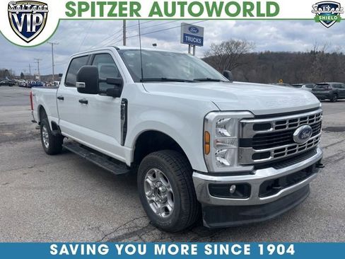 Used 2025 Ford F250 XLT image 1