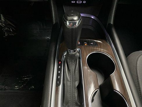 Used 2020 Chevrolet Malibu Premier image 21