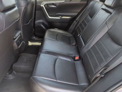 Used 2025 Toyota RAV4 XLE Premium FWD image 24